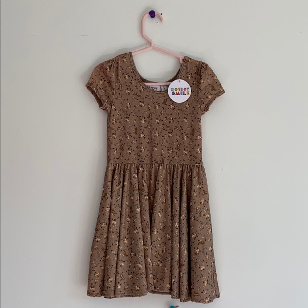 DotDotSmile twirl dress